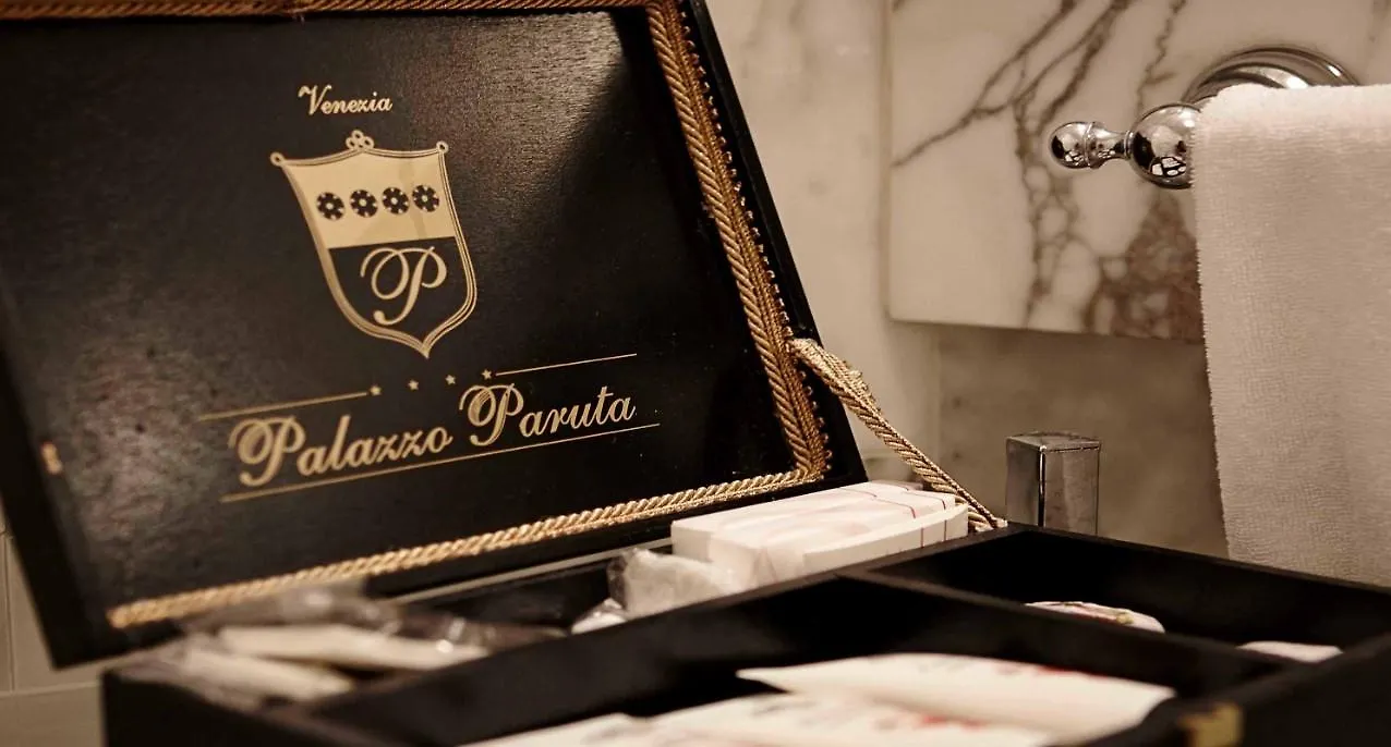 Palazzo Paruta & Wellness Suites Venedig 4*,