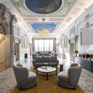 Radisson Collection Hotel, Palazzo Nani מלון