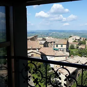 Residenza Palazzo Saloni Aparthotel Montalcino