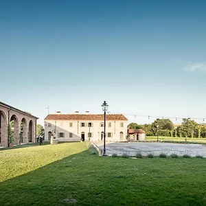 Il Gesuita Bauernhof Mantua